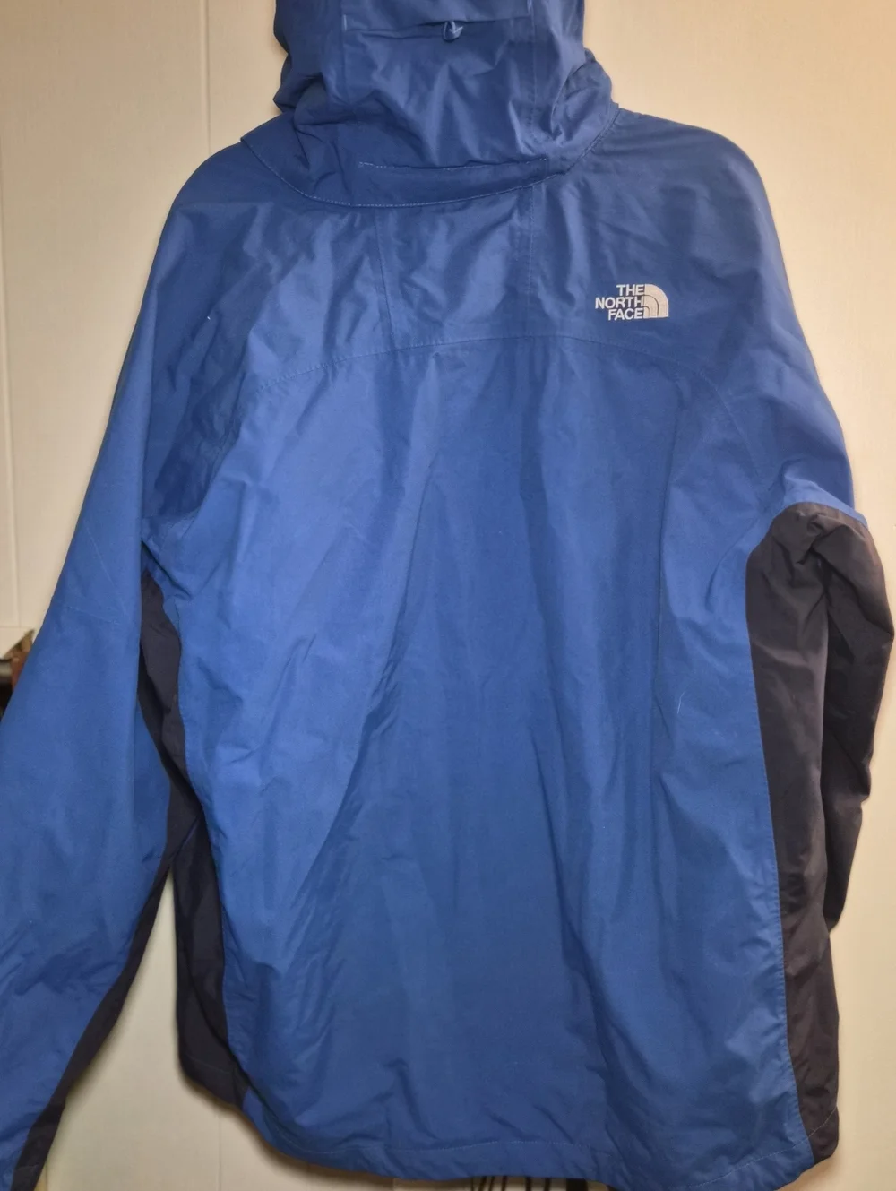 The North Face HyVent Waterproof Mountain lightWT Parka Shell –PRISTINE  Men’s M